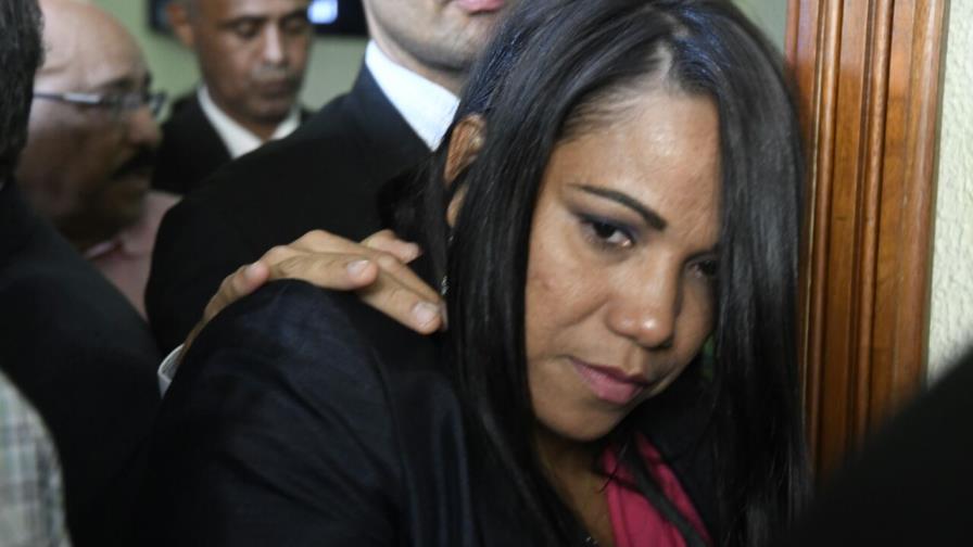 Ciudadanos aprueban descargo a exdirector de Inapa, otros dicen no les sorprende Ciudadanos aprueban descargo a exdirector de Inapa, otros dicen no les sorprende