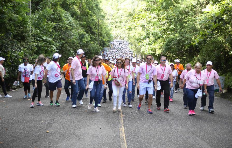 Caminantes por la Vida 2017 reafirman compromiso de lucha contra el cáncer 