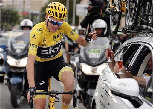 Chris Froome toma el liderato en la Vuelta a España 