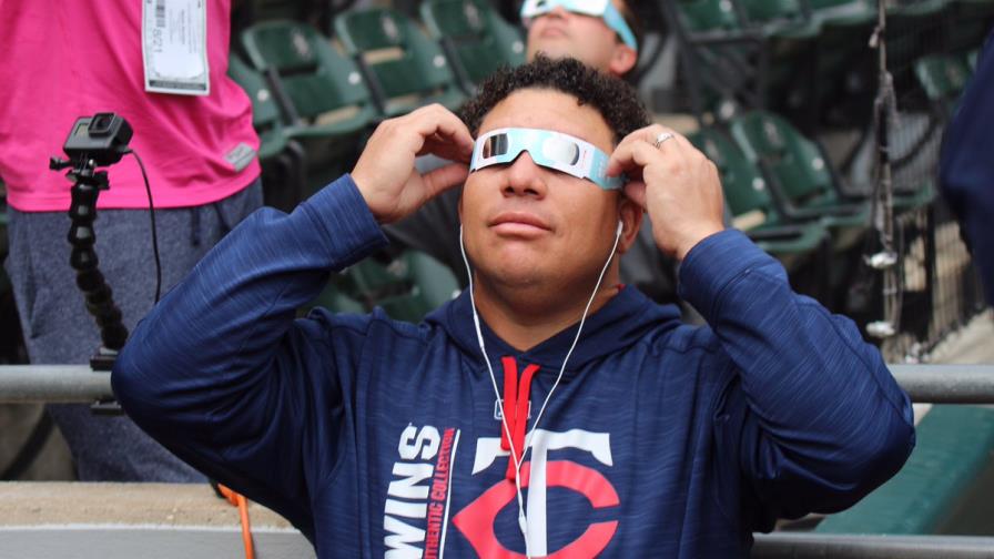 Colón recupera el ritmo para darle caza a Marichal y a Denis esta temporada Colón recupera el ritmo para darle caza a Marichal y a Denis esta temporada