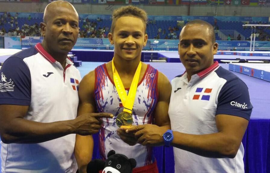 Nin Reyes gana oro en mundial universitario de gimnasia