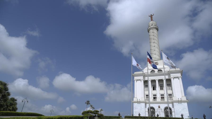 ¡Por fin! Instalarán nuevo ascensor en el Monumento a los Héroes de la Restauración ¡Por fin! Instalarán nuevo ascensor en el Monumento a los Héroes de la Restauración