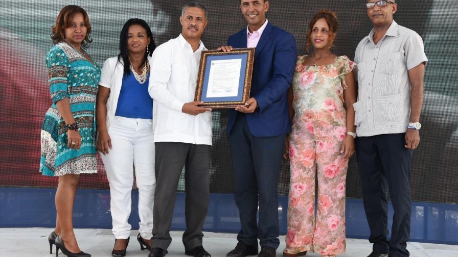 Municipio Pedro Brand es declarado libre de analfabetismo Municipio Pedro Brand es declarado libre de analfabetismo