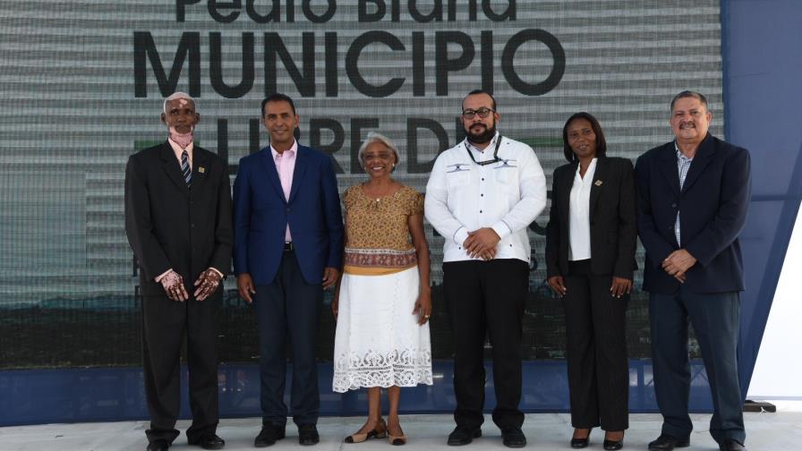 Pedro Brand es el 5to Municipio Libre de Analfabetismo