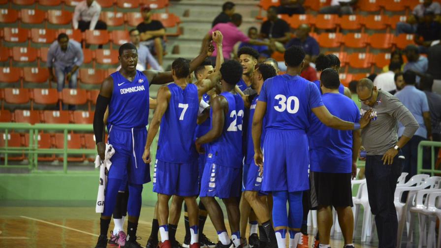 Dominicana define su equipo para el FIBA AmeriCup