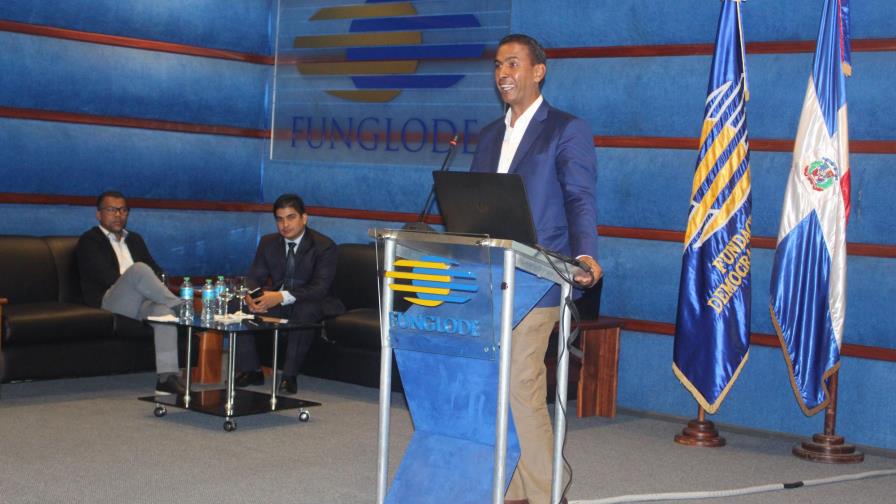 Domingo Contreras: “En las construcciones debe haber 11 metros de área verde por ciudadano”