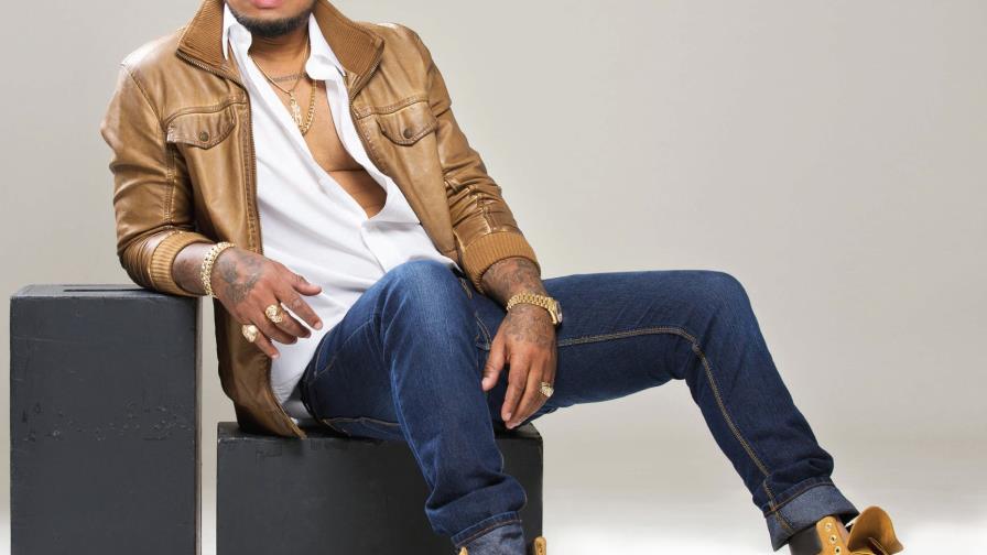 Vakeró: “Yo hago la música que me nace del corazón, no me interesa mucho lo que está de moda”