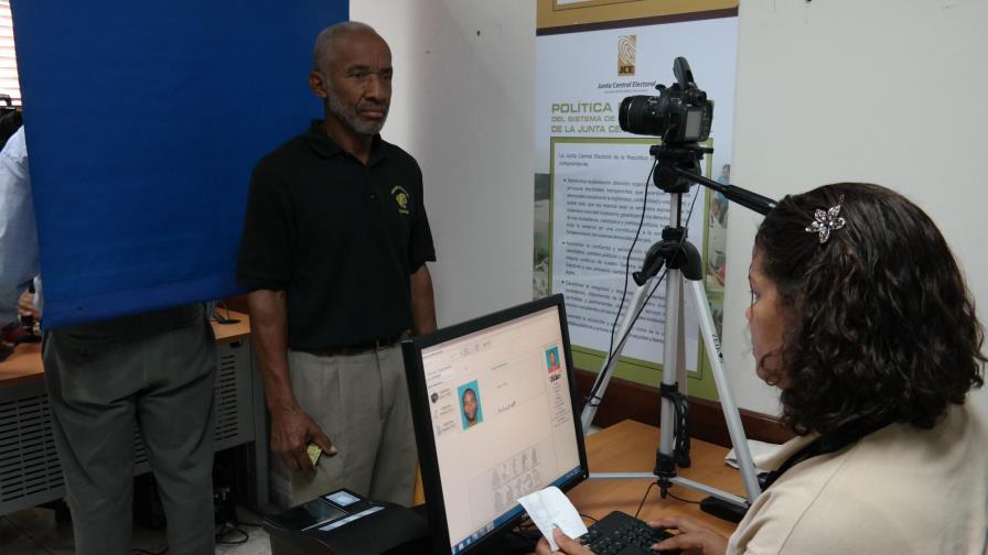 La JCE adjudica contrato por RD$10 millones para la compra de toner