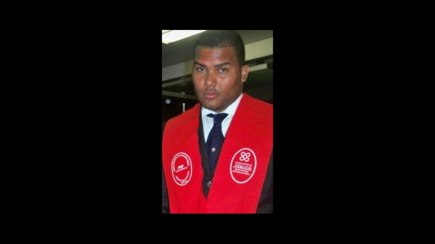 Hieren de un cartuchazo en el rostro a fiscal de Guayubín Hieren de un cartuchazo en el rostro a fiscal de Guayubín