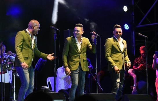 Calentamiento del Festival Presidente en San Francisco de Macorís, ¡Un palo!