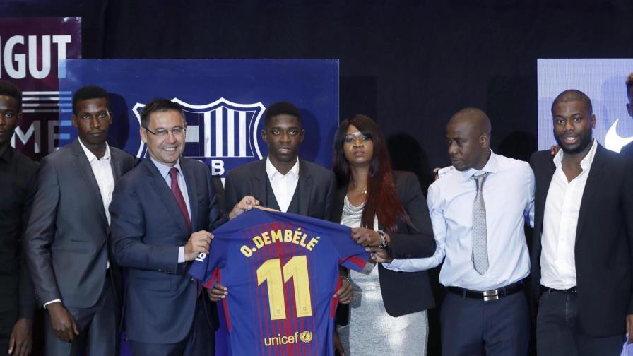 Dembélé busca evitar comparaciones con Neymar en el Barsa 