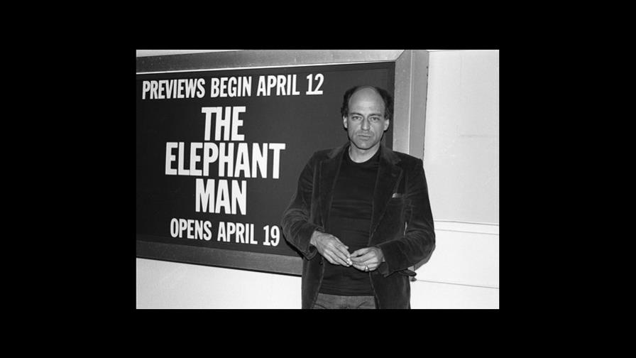 Muere Bernard Pomerance, autor de “El hombre elefante” 