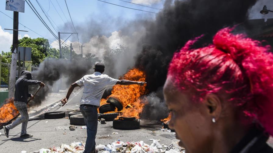 Buscan en dos provincias a la menor desaparecida en Salcedo   