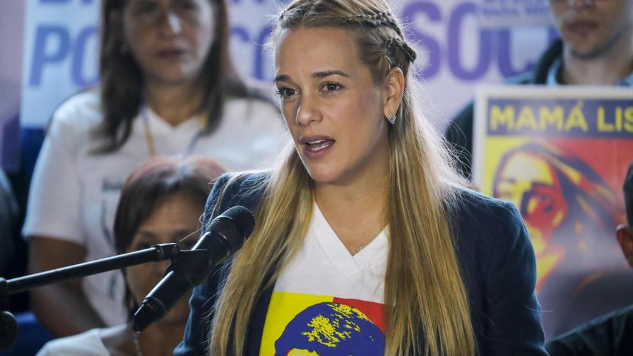 Confiscan dinero en vehículo de esposa de Leopoldo López Confiscan dinero en vehículo de esposa de Leopoldo López