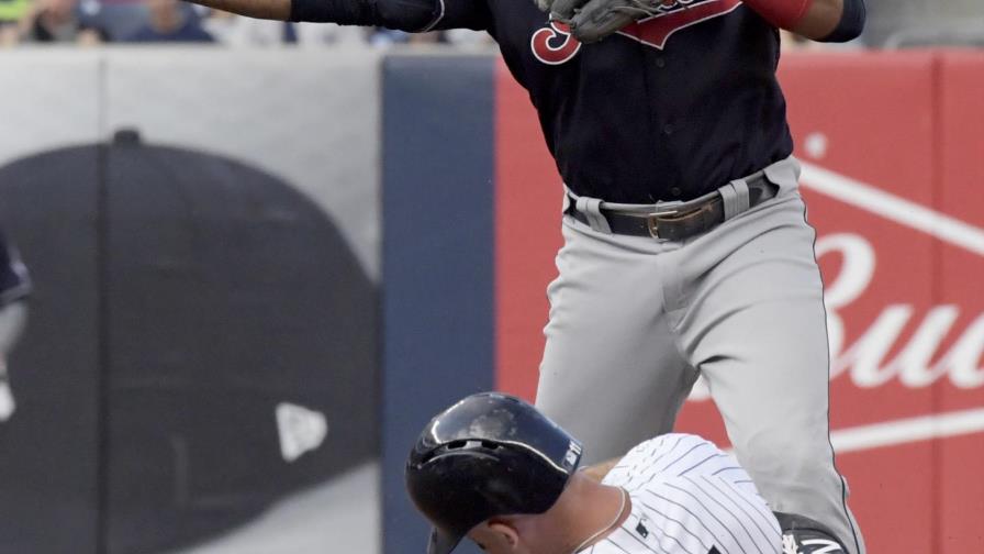 VIDEO: Los Indios se encargan de los Yanquis por partida doble y le frustran el avance