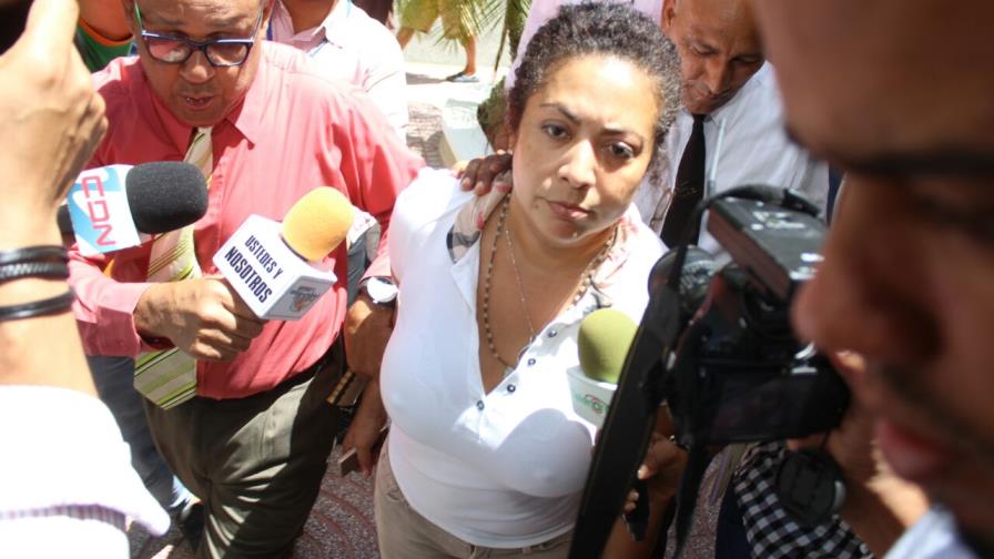 Marlyn Martínez estaría implicada en desaparición de Emely; conocerán coerción en su contra