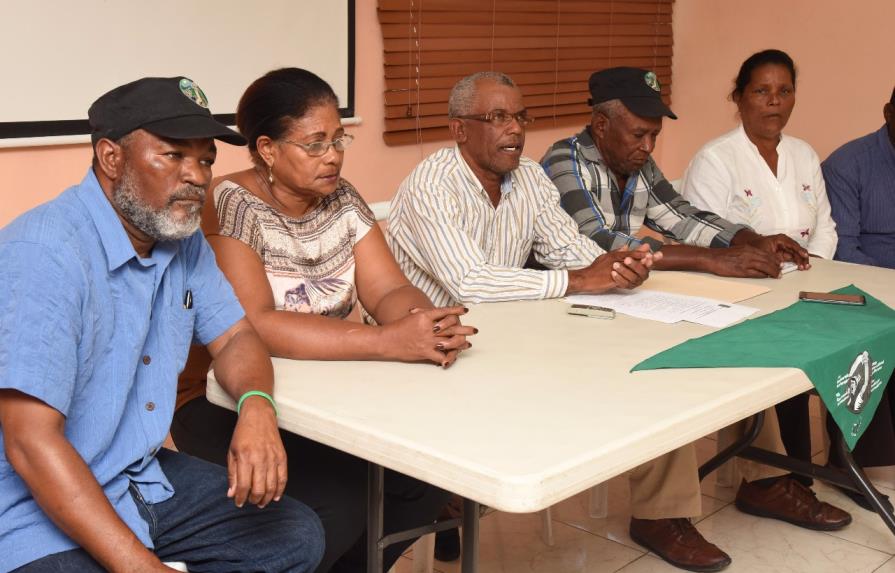 Federación de Campesinos de Azua pide intervención del gobierno en proyecto agrícola El Guayacán 