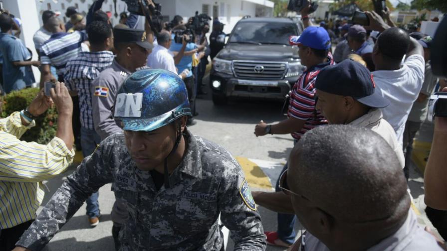 Concluyen autopsia a cadáver de Emely; entregan restos a familiares  