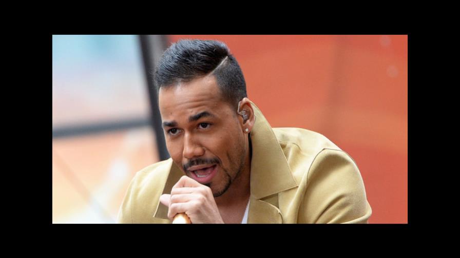 Romeo Santos pide justicia en caso de Emely Peguero 