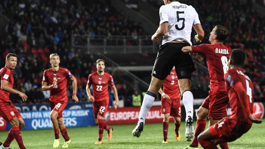 Alemania e Inglaterra dan paso adelante hacia Rusia, Polonia hacia atrás