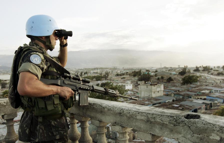 Historia de claroscuros, misión militar brasileña termina en Haití