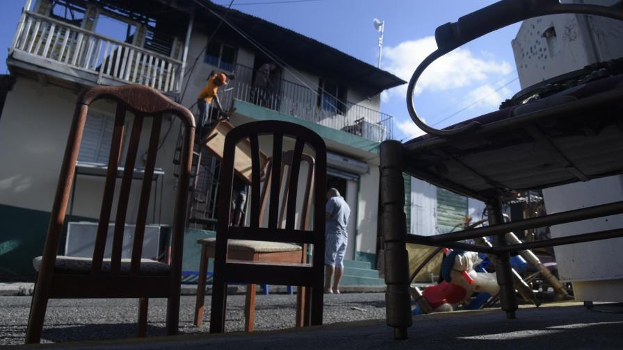 Incendio afectó a cuatro viviendas en Santiago