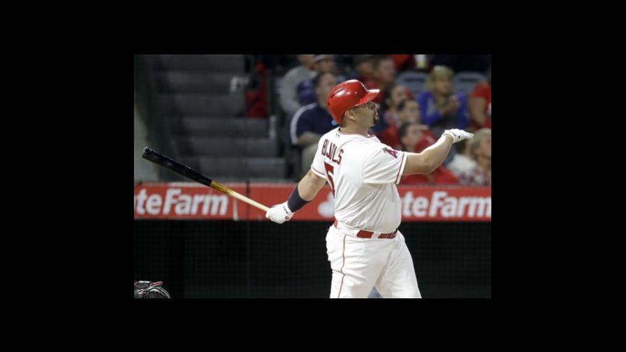 Albert Pujols impulsa dos en triunfo de los Angelinos sobre Texas Albert Pujols impulsa dos en triunfo de los Angelinos sobre Texas