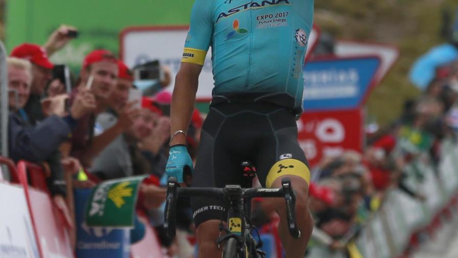 Colombiano López gana etapa Vuelta a España; Chris Froome firme en el liderato