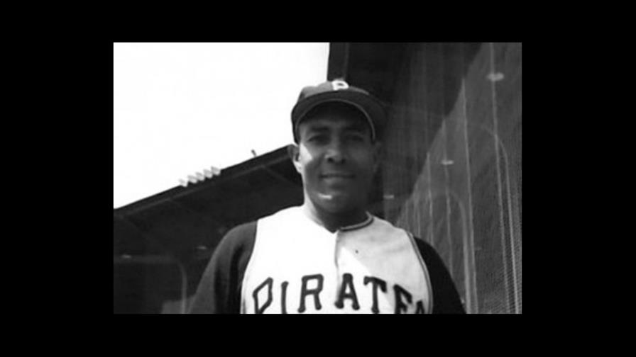 13 latinos en el juego Indios-White Sox