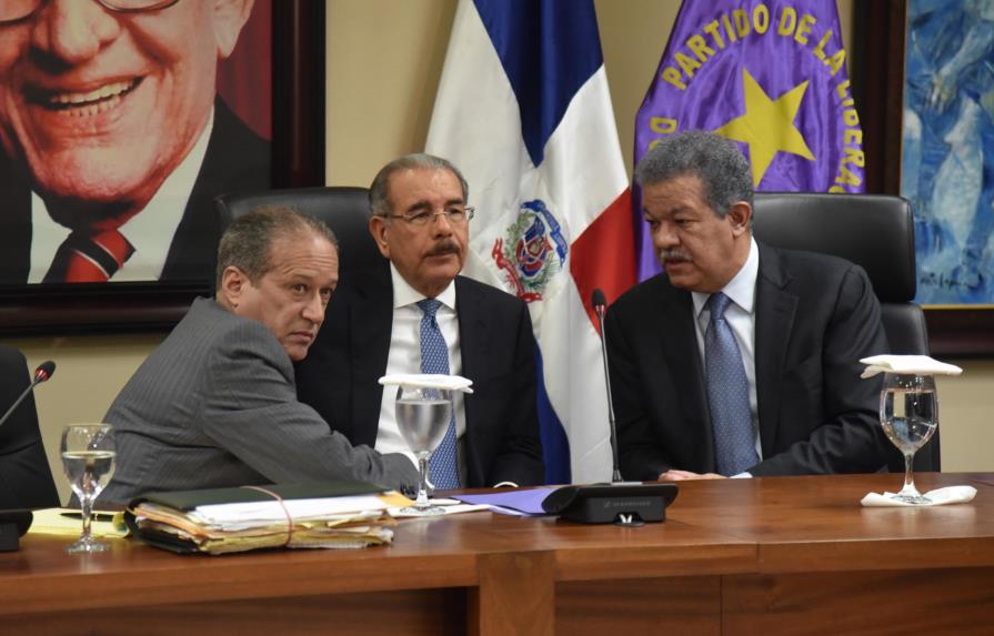 Las diferencias entre Danilo Medina y Leonel frenan la Ley de Partidos