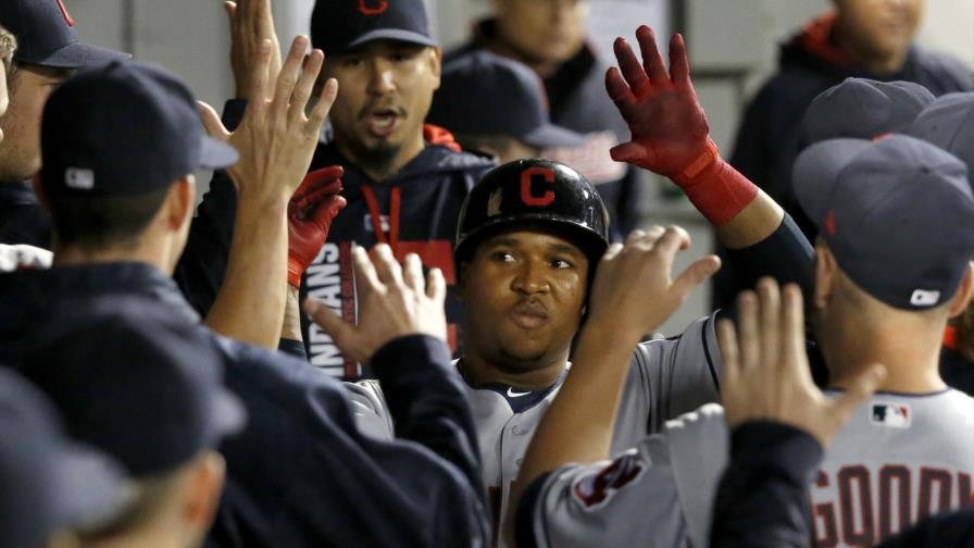 El bate de José Ramírez sigue caliente; Cleveland firme en 1ro y racha de 12 triunfos