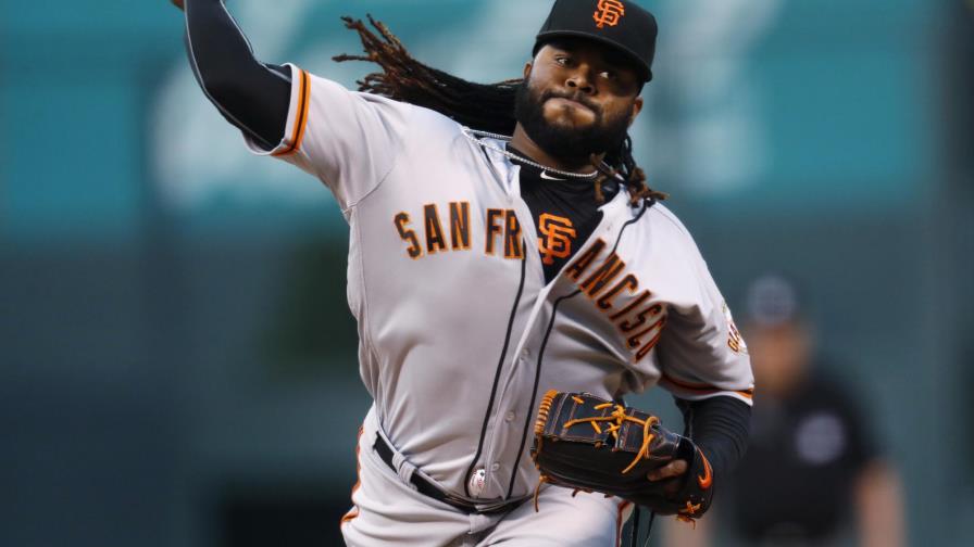Johnny Cueto brindó una labor eficiente, ponchó 7 y guía Gigantes ante Rockies