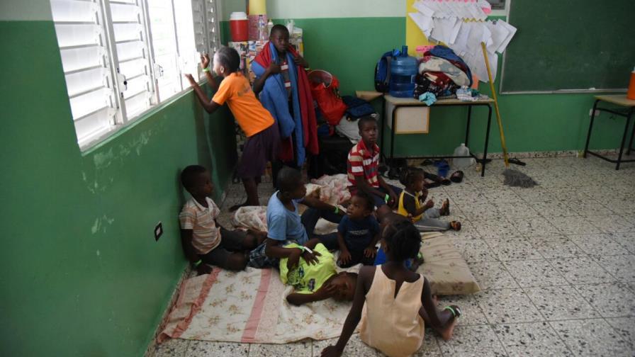 Refugiados en albergues de Puerto Plata piden alimentos, colchones y medicamentos