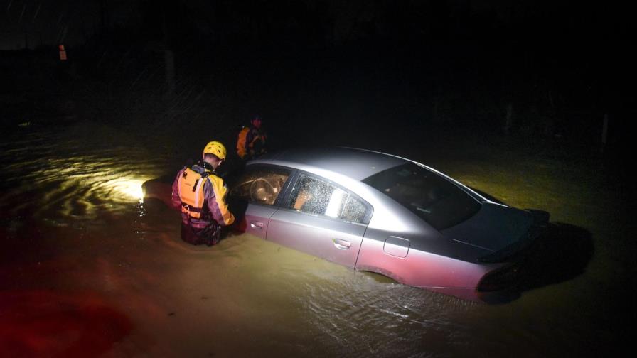 Tres muertos y daños materiales tras paso del huracán Irma por Puerto Rico