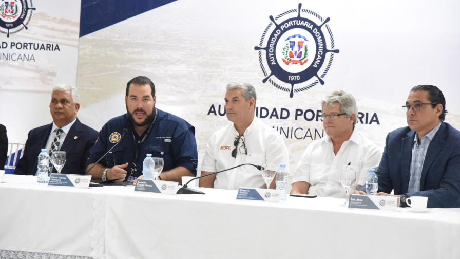 Obras Públicas  mejorará puerto de Haina  