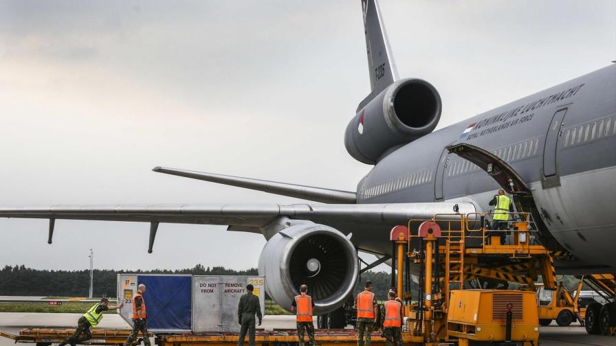 Varias naciones acuden a ayudar a islas devastadas por Irma 