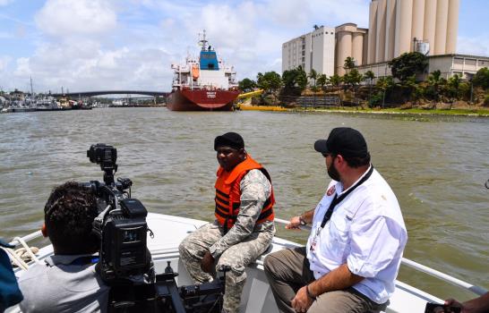 Autoridad Portuaria iniciará operativo de limpieza de escombros del rió Ozama tras el paso de Irma Autoridad Portuaria iniciará operativo de limpieza de escombros del rió Ozama tras el paso de Irma