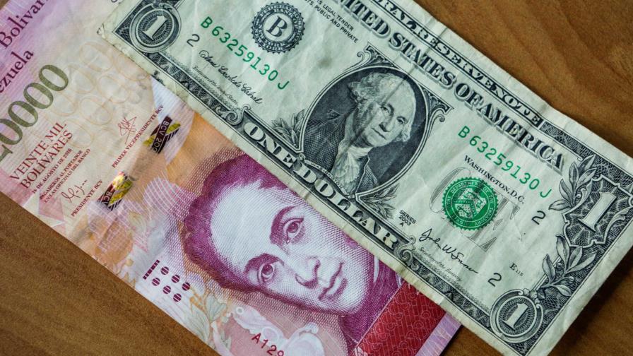 Estado venezolano sustituirá al dólar por otras monedas en contratos públicos 