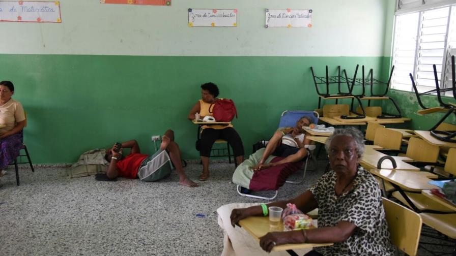 Permanecen 1,572 desplazados por las lluvias y tres provincias en alerta Permanecen 1,572 desplazados por las lluvias y tres provincias en alerta