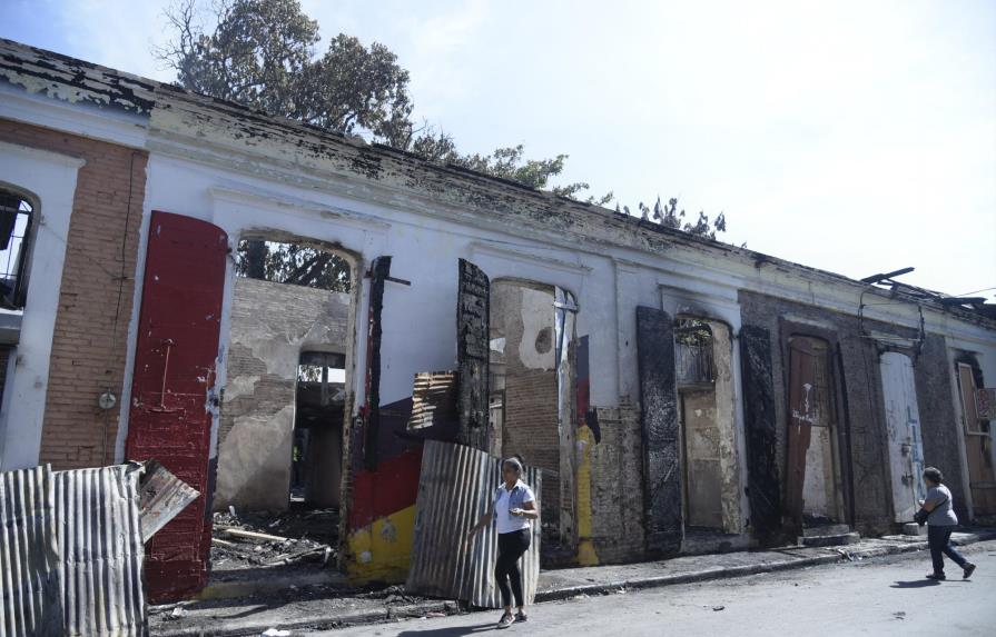Incendio destruyó negocios en La Vega comenzó en una cafetería