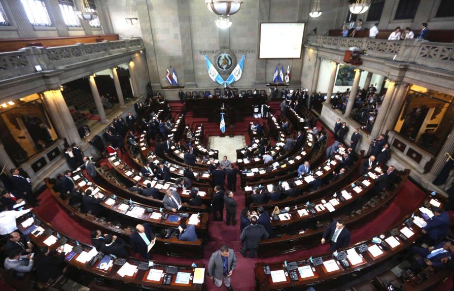 Congreso rechaza retirar la inmunidad al presidente Morales de Guatemala
