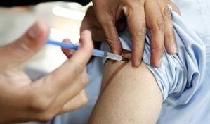 Vacunación evitó más de un millón de muertes por cáncer de cuello uterino en países pobres