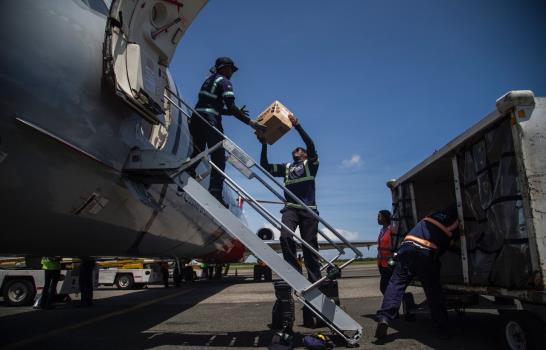 Sale segundo vuelo de ayuda dominicana hacia San Martin; esperan traer 140 dominicanos