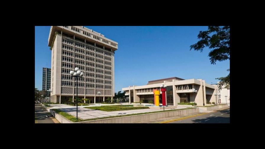  Cuasifiscal, mejor que cuasi fiscal o cuasi-fiscal