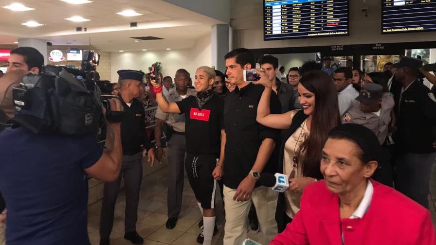 CNCO llega al país para esperado concierto en Altos de Chavón