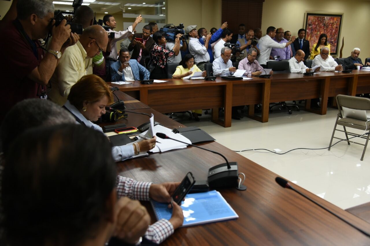 Los miembros del Comité Político que participan a la reunión de ese organismo este sábado 16 de septiembre de 2017.
