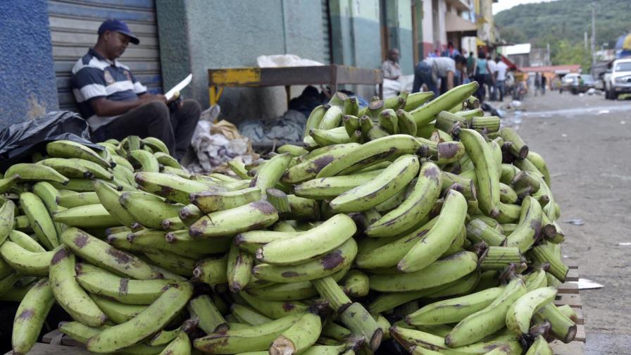 Comerciantes afirman se registran alzas en precios de productos básicos