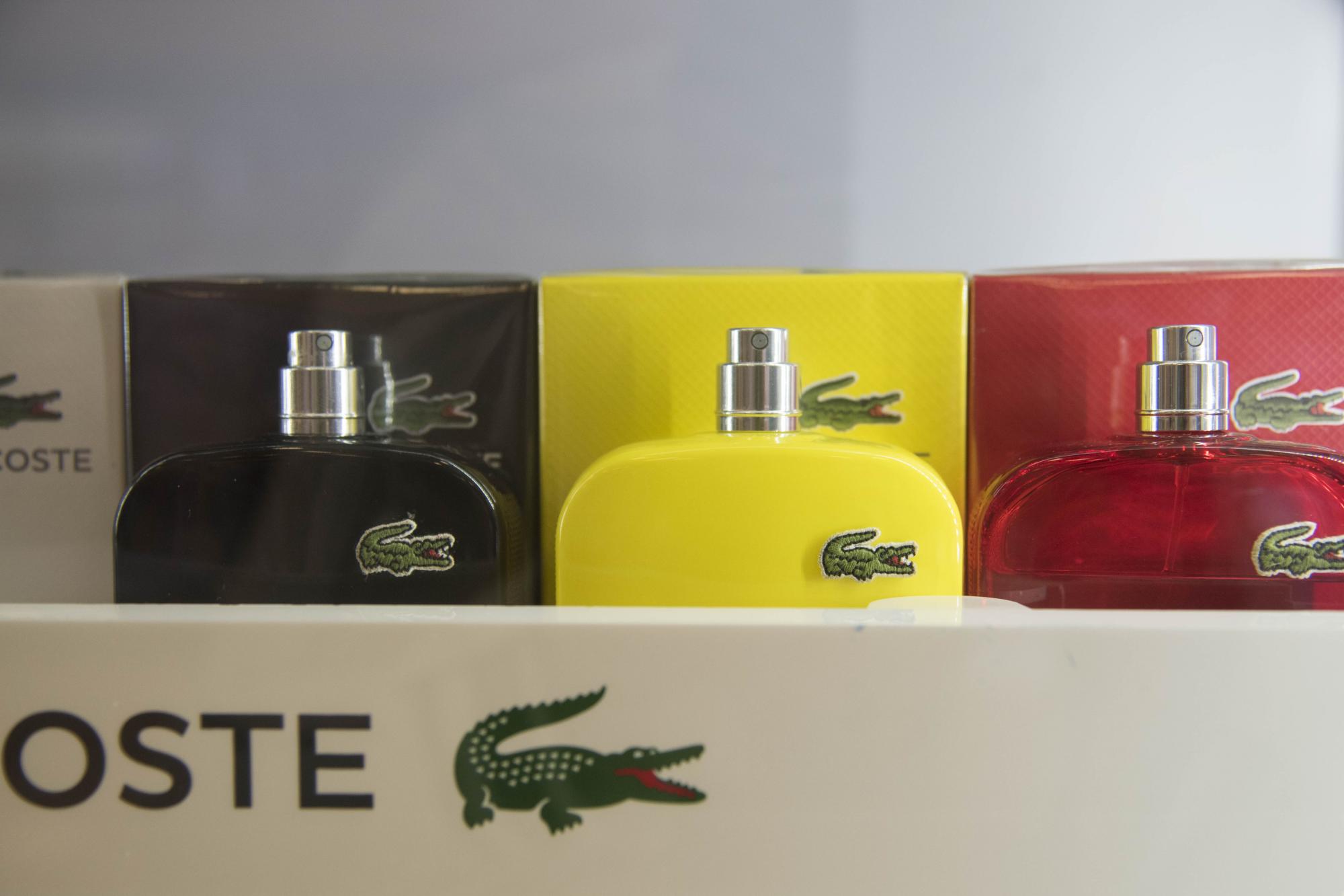 Perfume marca Lacoste