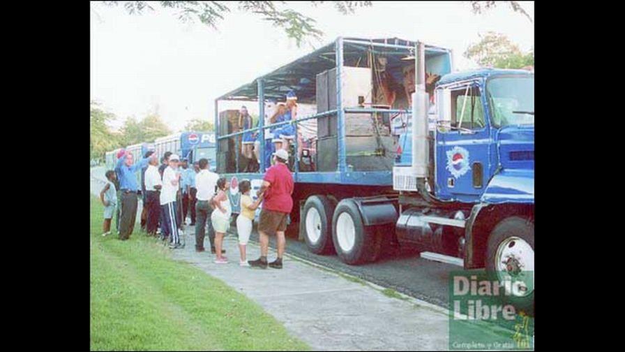 Más de 500,000 bailan con la caravana Pepsi Más de 500,000 bailan con la caravana Pepsi