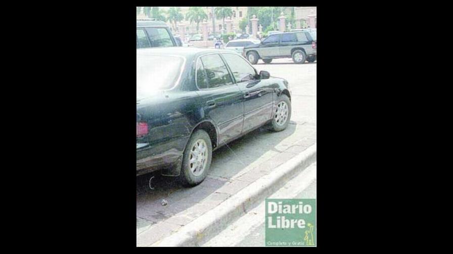 Sólo grúas de AMET recogerán vehículos mal aparcados en SD